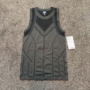 Athleta M Tank Top Tunic Army Green Open Knit Racerback NWT